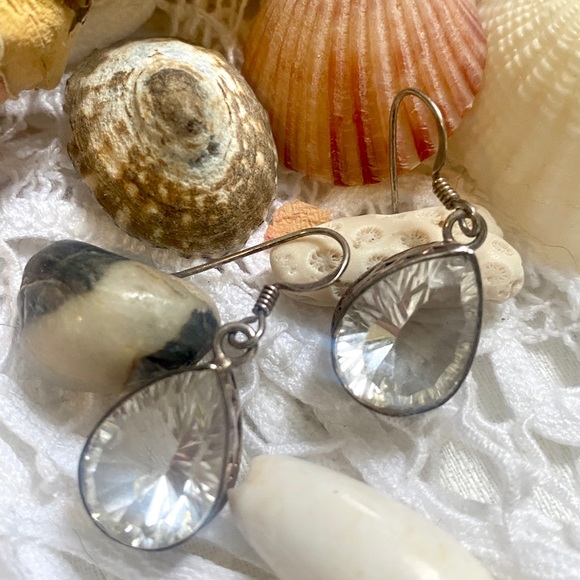 Sterling Set Rock Cut Crystal Tear Drop Earrings - Picture 1 of 6